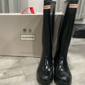 Hunter Classic Tall Gloss Rainboots